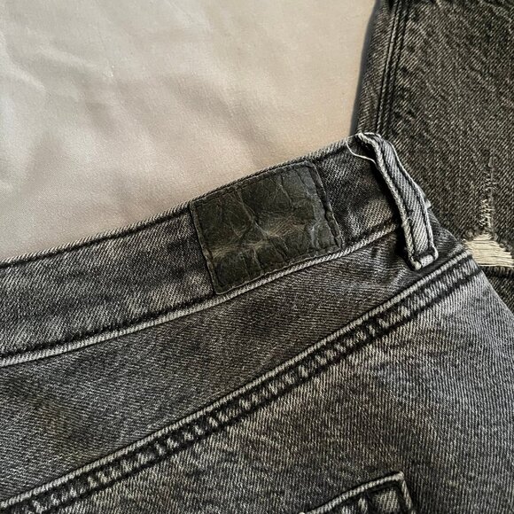 American Eagle Size 20 Long Highest Rise Mom Black Jeans with Distressing - Picture 9 of 9